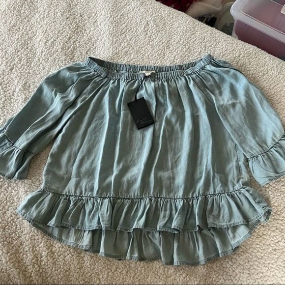 Tops - 𝅺nwt Jane and Delancey Light Blue Off the Shoulder Top, Size M
